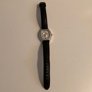 Armitron Watch needs battery y121e